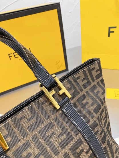 Fendi Sunshine Large Shopper Bag