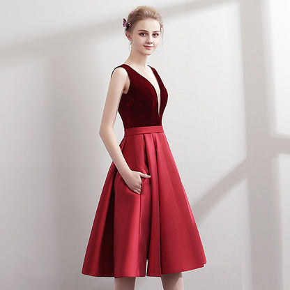Burgundy v neck velvet satin short prom dress, homecoming dress  7895