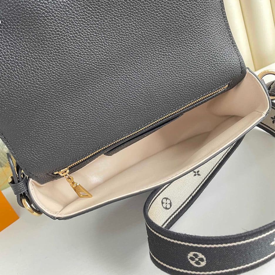 Louis Vuitton PONT 9 SOFT MM M58967