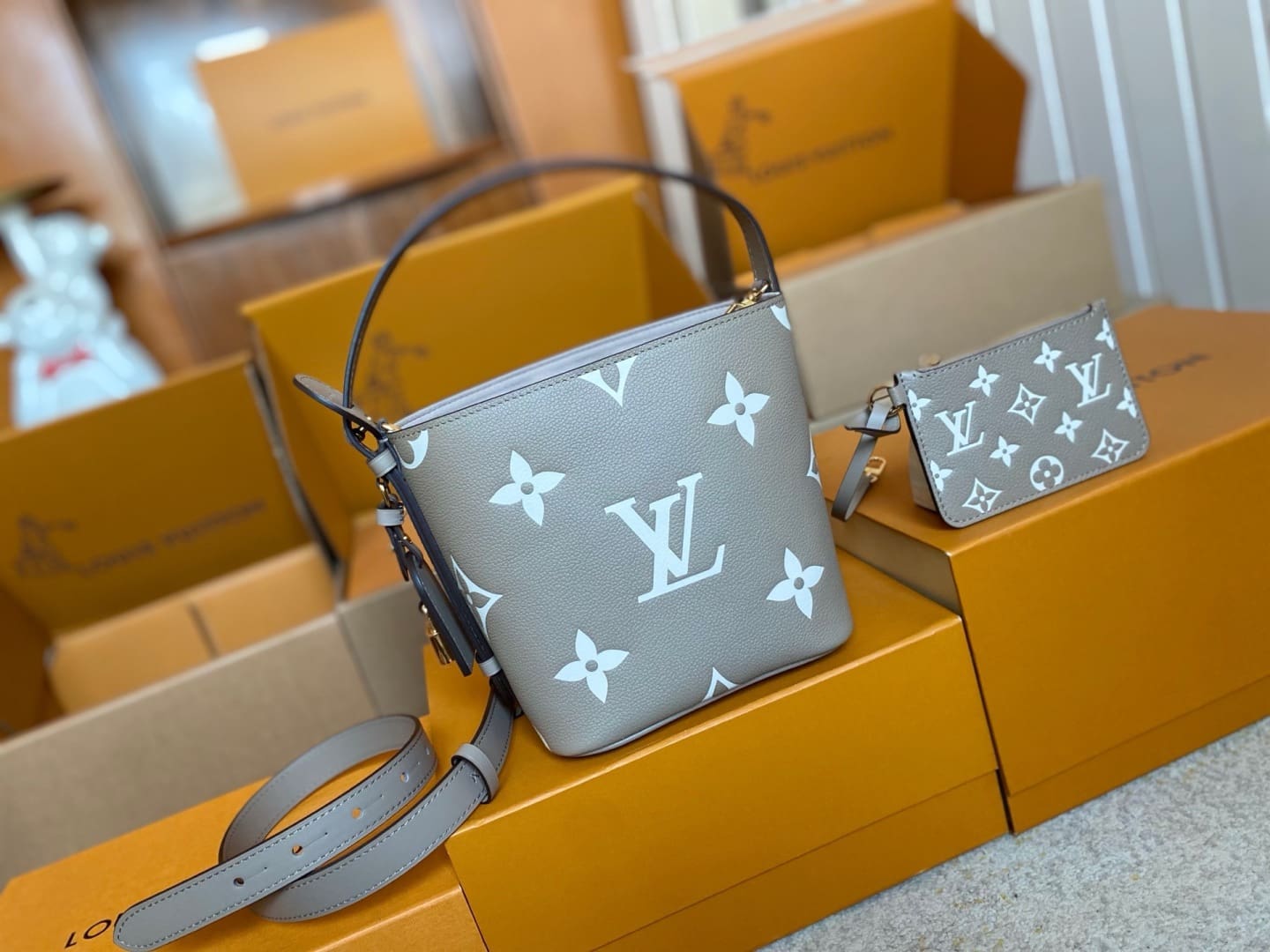 Louis Vuitton M13045 All In BB