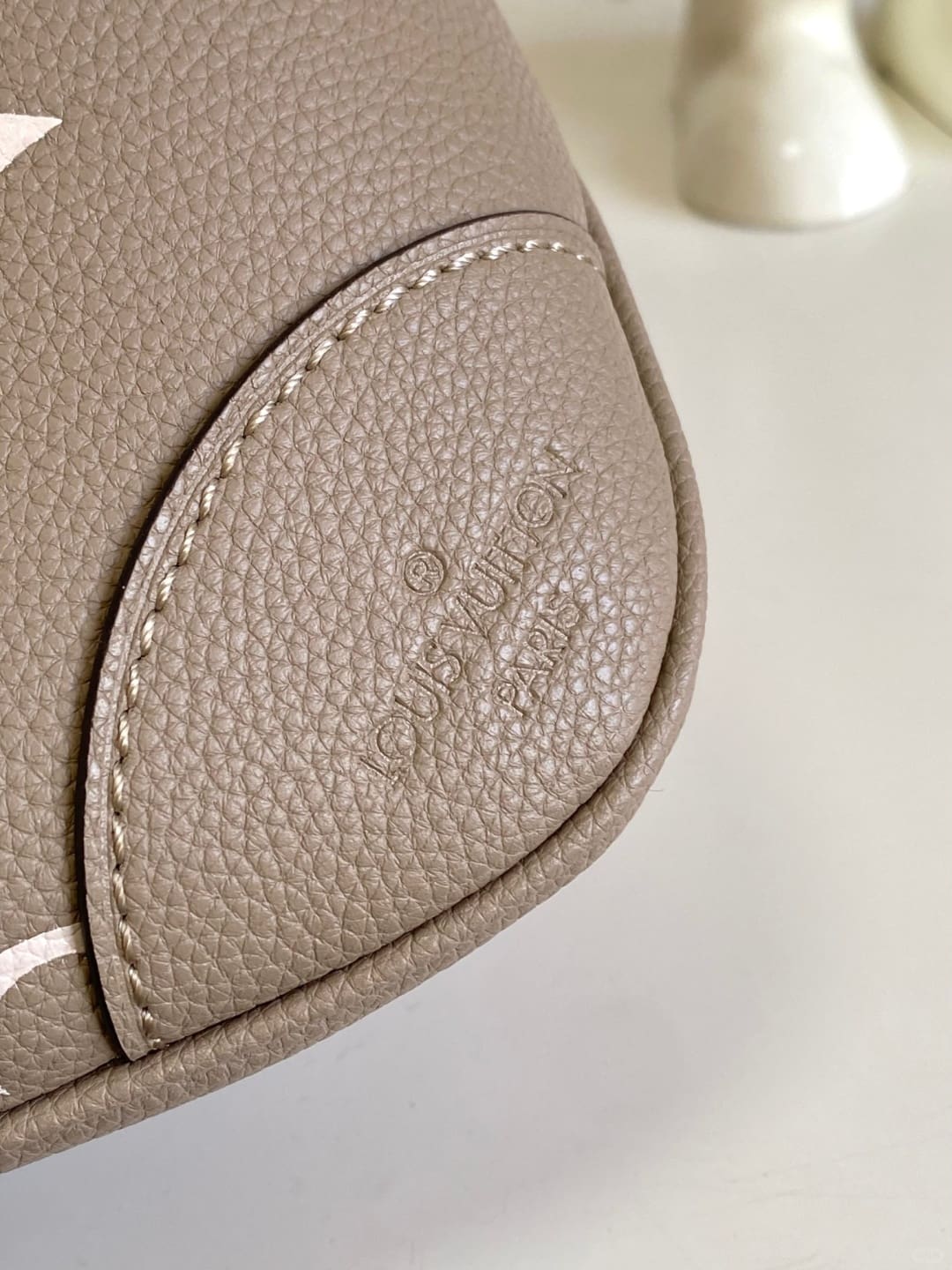 Louis Vuitton M13224 Boulogne