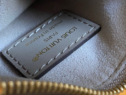 Louis Vuitton M13045 All In BB