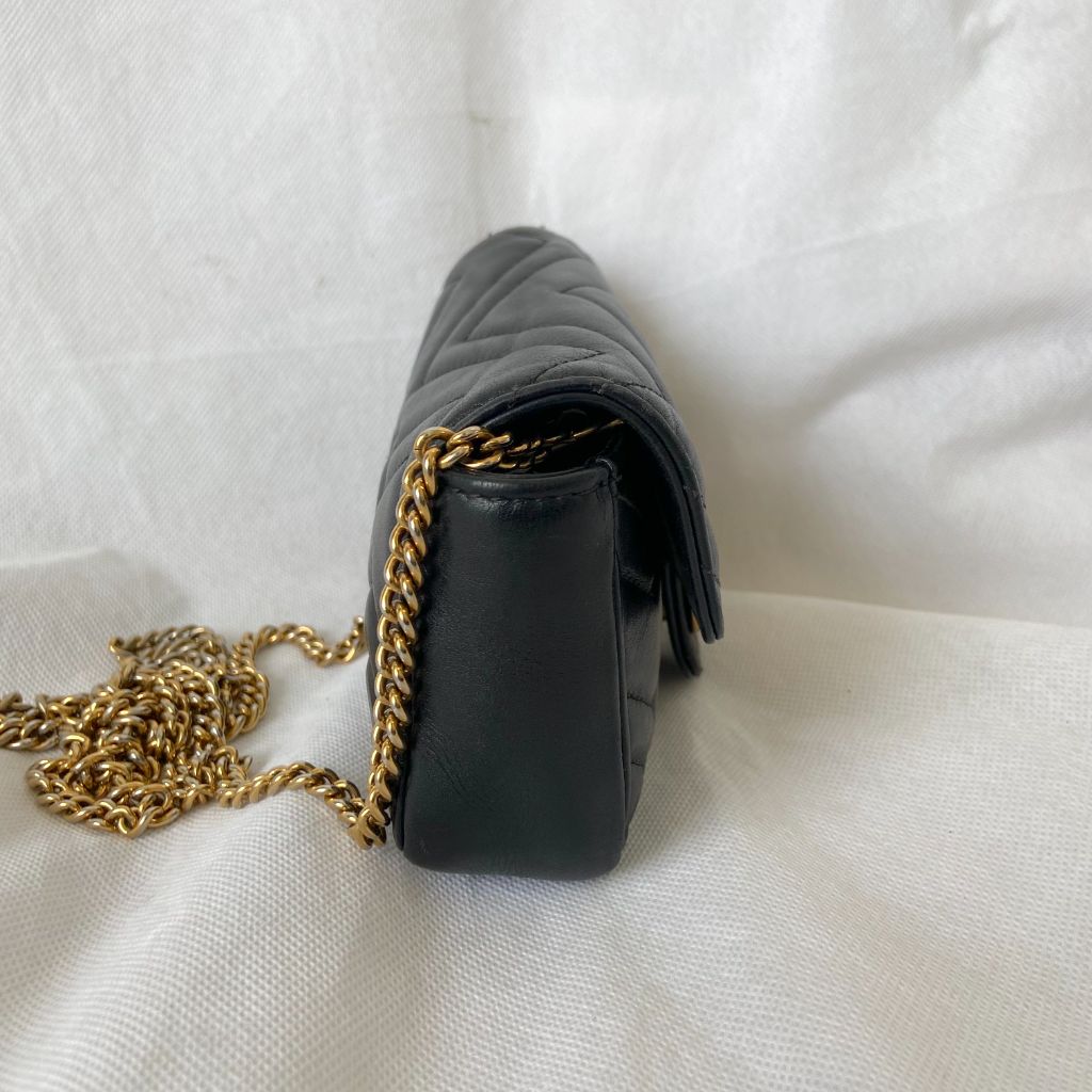 Gucci GG Marmont super mini bag