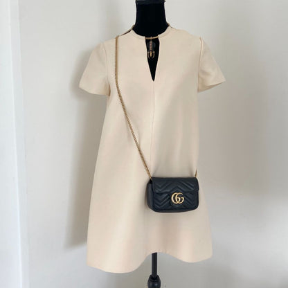 Gucci GG Marmont super mini bag