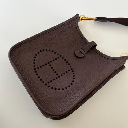 Hermès Chocolate Clemence Leather Evelyn TPM bag