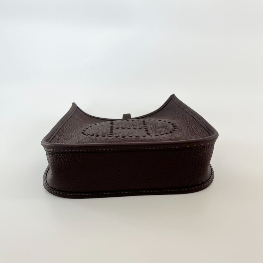 Hermès Chocolate Clemence Leather Evelyn TPM bag