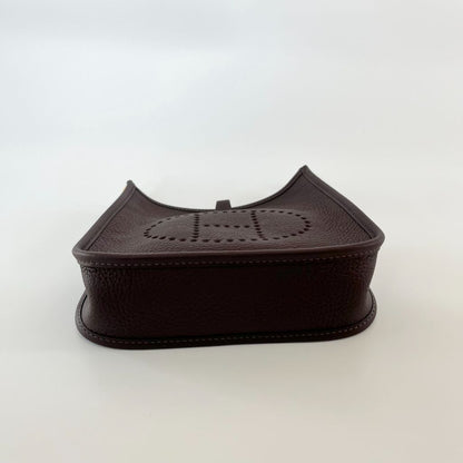 Hermès Chocolate Clemence Leather Evelyn TPM bag