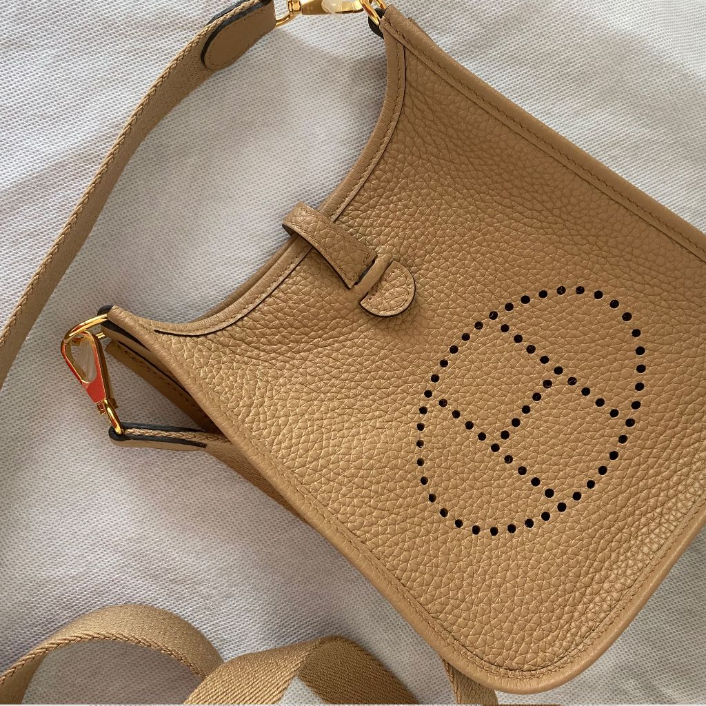 Hermes Clemence Leather Evelyne Crossbody Bag