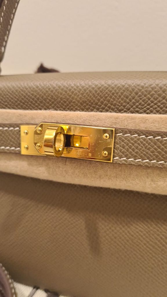 Hermes Kelly 20 Mini Sellier Bag Etoupe Limited Edition Epsom Gold Hardware
