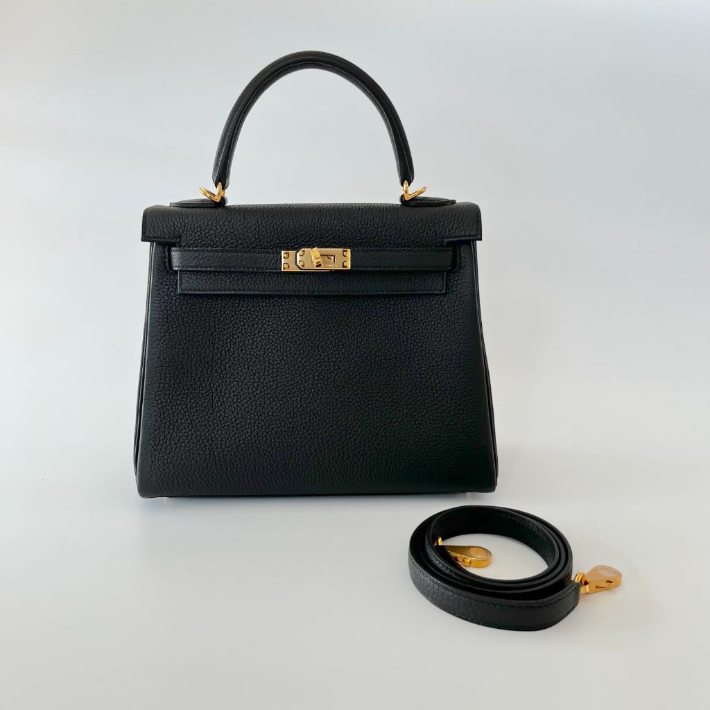 Hermès Kelly 25 Black Togo Leather Bag