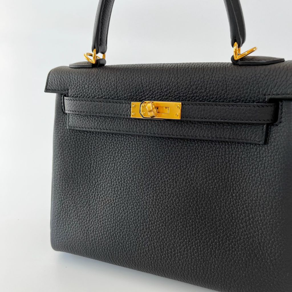 Hermès Kelly 25 Black Togo Leather Bag