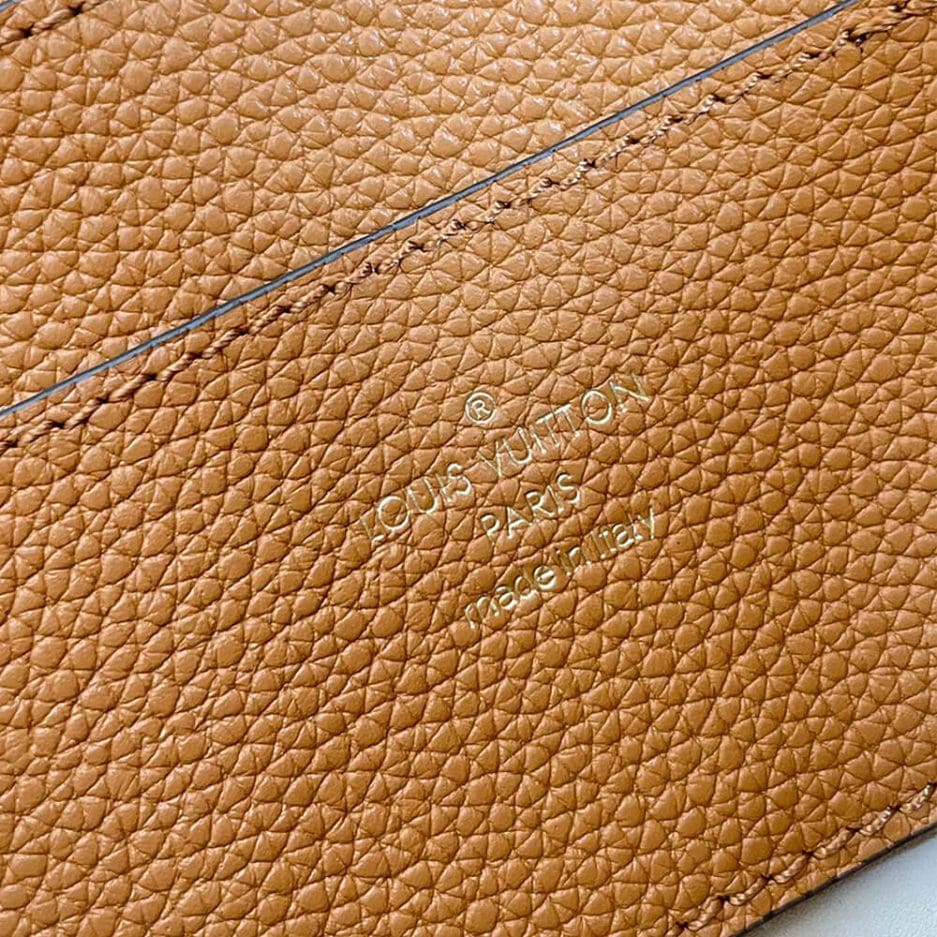 Louis Vuitton PONT 9 SOFT PM M58729