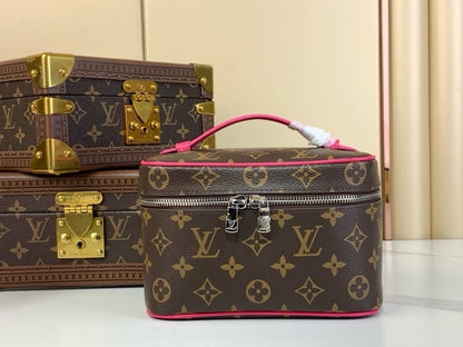 Louis Vuitton M12650 Nice Mini