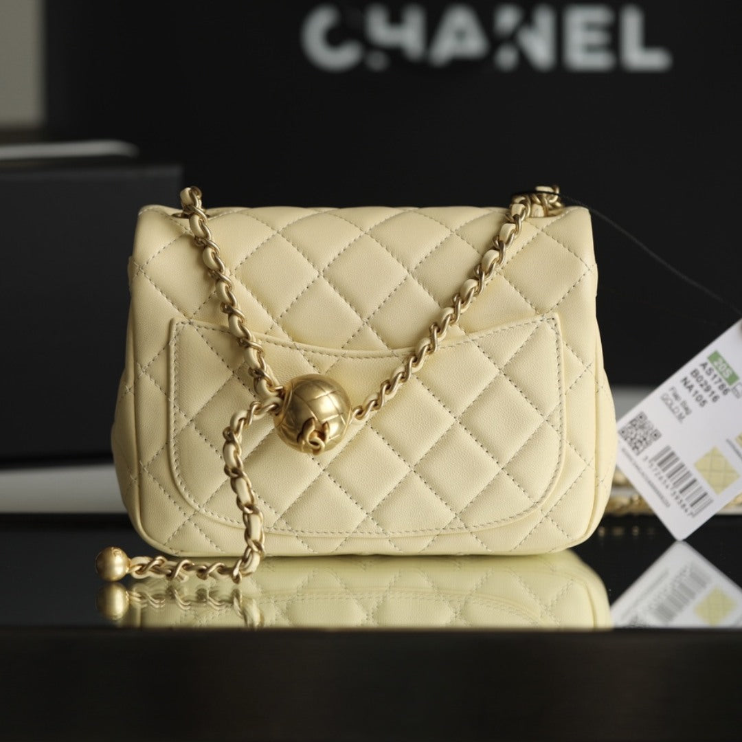 C hanel 22C CF metal ball bag