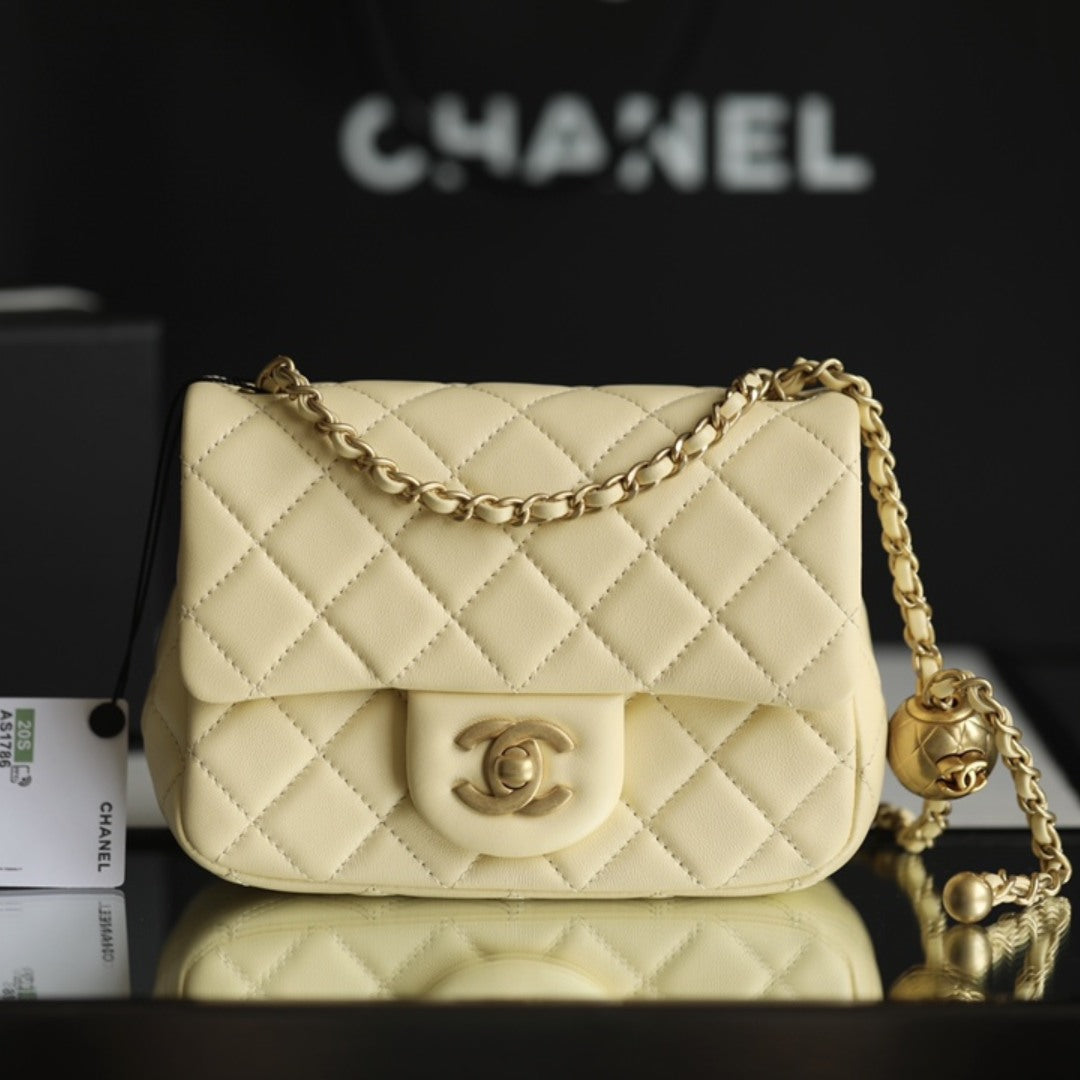 C hanel 22C CF metal ball bag