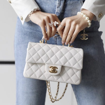 C hanel 24P handle cover white