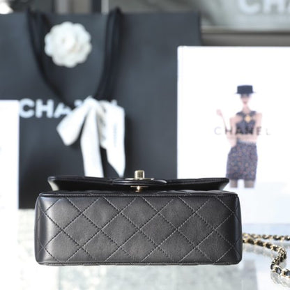 C hanel 24P handle cover black