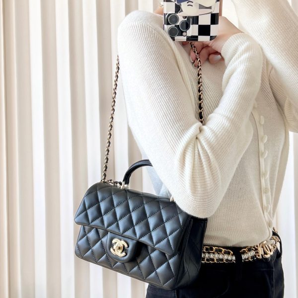 C hanel 24P handle cover black