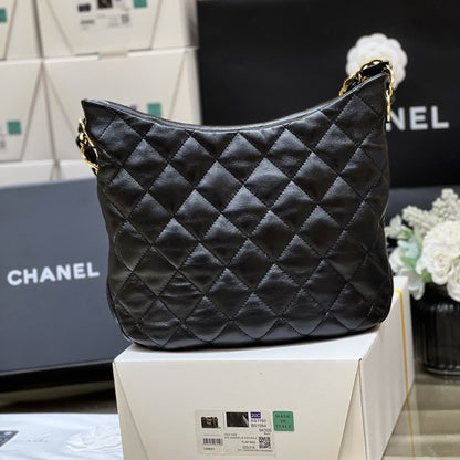 C hanel 22k hobo hippie bag