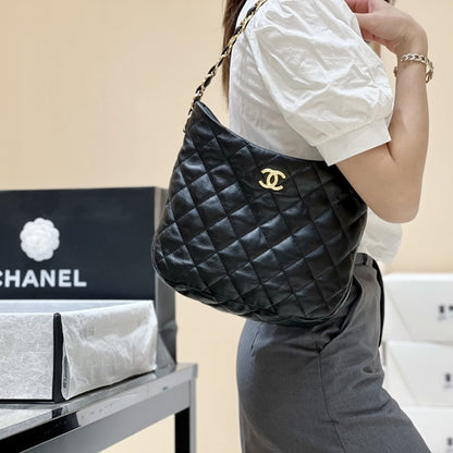 C hanel 22k hobo hippie bag