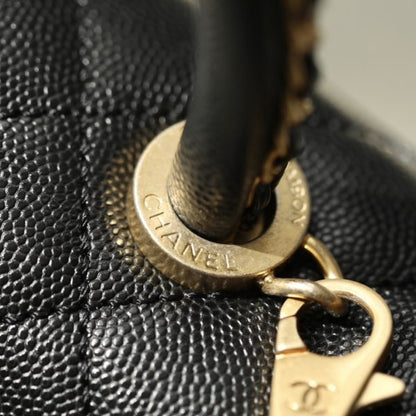 C hanel 𝗖𝗼𝗰𝗼𝗛𝗮𝗻𝗱𝗹𝗲