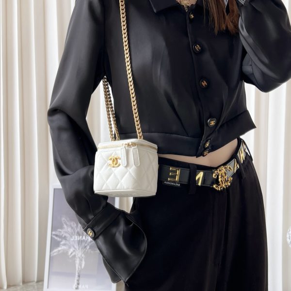 c hanel 23P buckle box bag