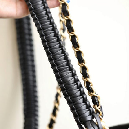 C hanel 23A Hobo Handbang bag