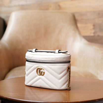 G ucci Marmont Mini handbags