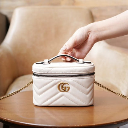 G ucci Marmont Mini handbags