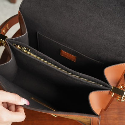 L V Dauphine MM Daphne M45958