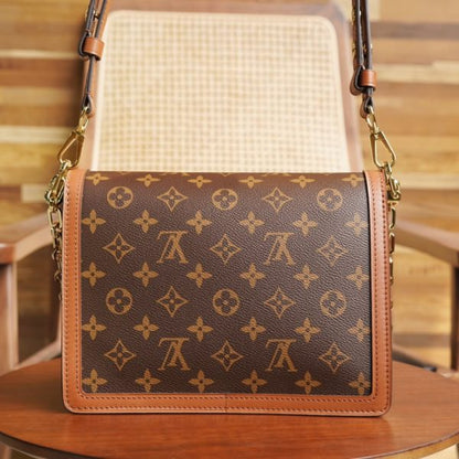 L V Dauphine MM Daphne M45958