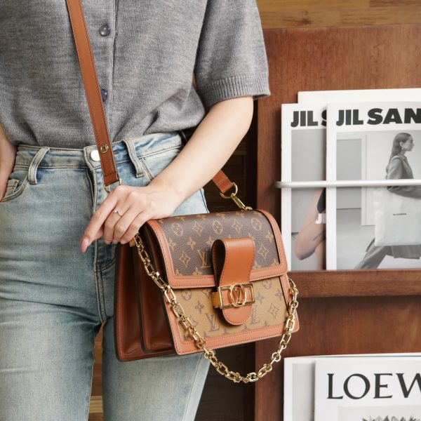 L V Dauphine MM Daphne M45958