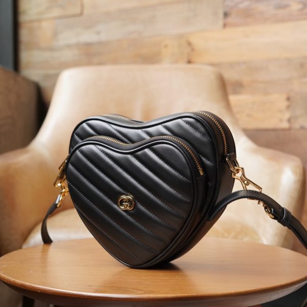 G ucci Mini backpack