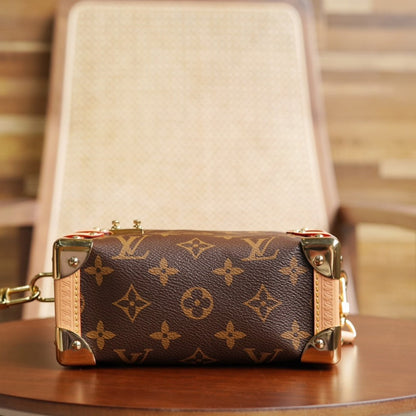 L V Side Trunk handbag M46815
