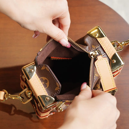 L V Side Trunk handbag M46815