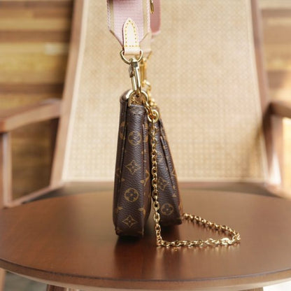 L V Multi Pochette M44840