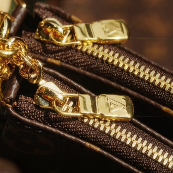 L V Multi Pochette M44840