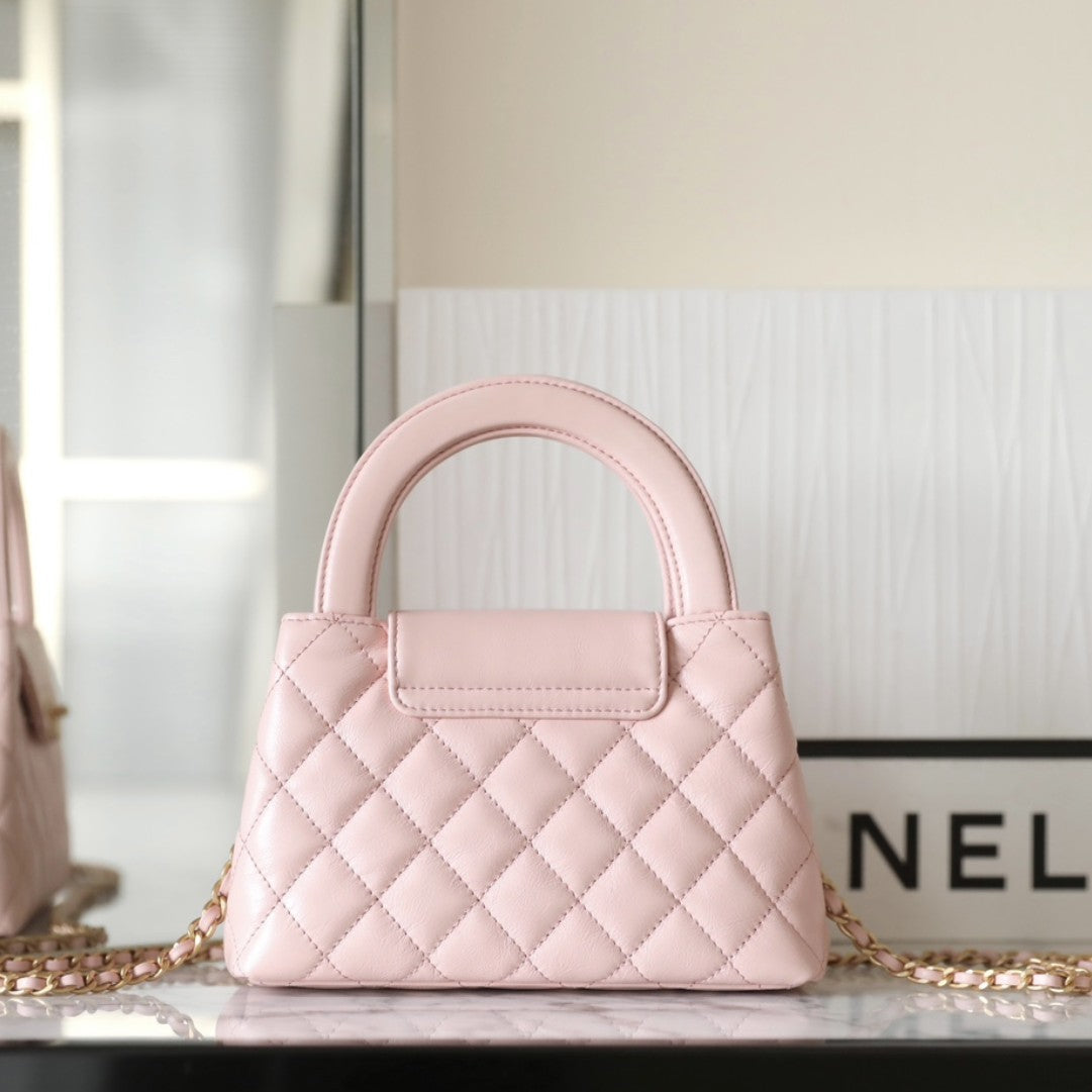 C hanel 24P 𝗞𝗲𝗹𝗹𝘆 Chain clutch bag(Pink)