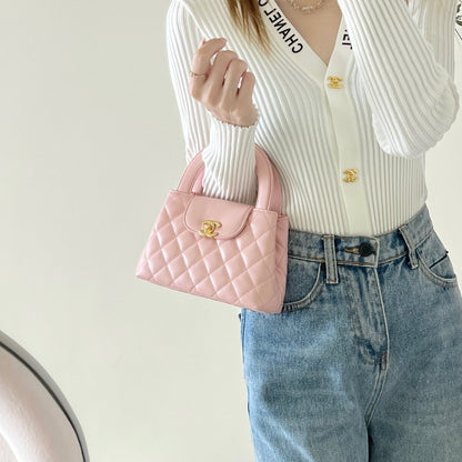 C hanel 24P 𝗞𝗲𝗹𝗹𝘆 Chain clutch bag(Pink)