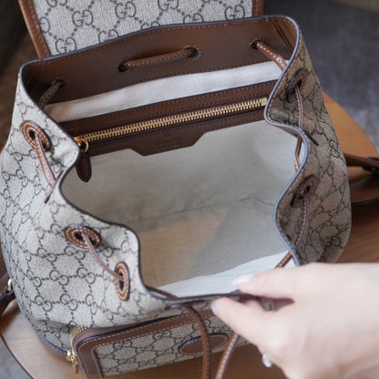 G ucci Retro series backpacks