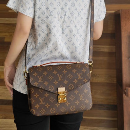 L V Pochette Metis handbag M44875