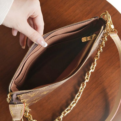 L V Pochette Accessoires M82766