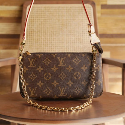 L V Pochette Accessoires M82766