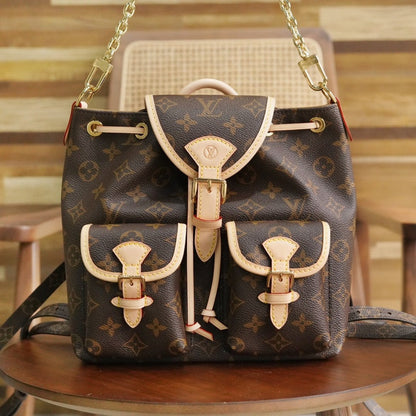 l v 𝐄𝐱𝐜𝐮𝐫𝐬𝐢𝐨𝐧 backpack M46932