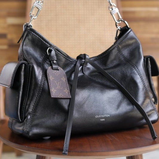 L V Carryall Cargo M24861