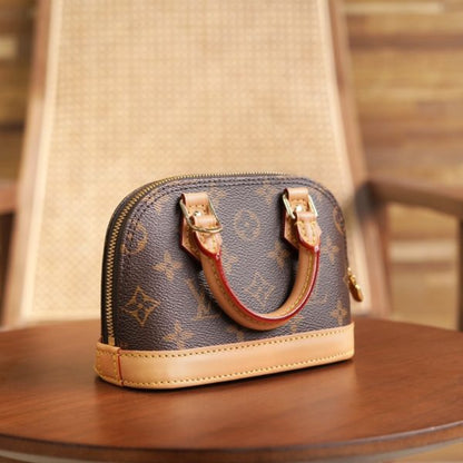 L V Alma nano M82717