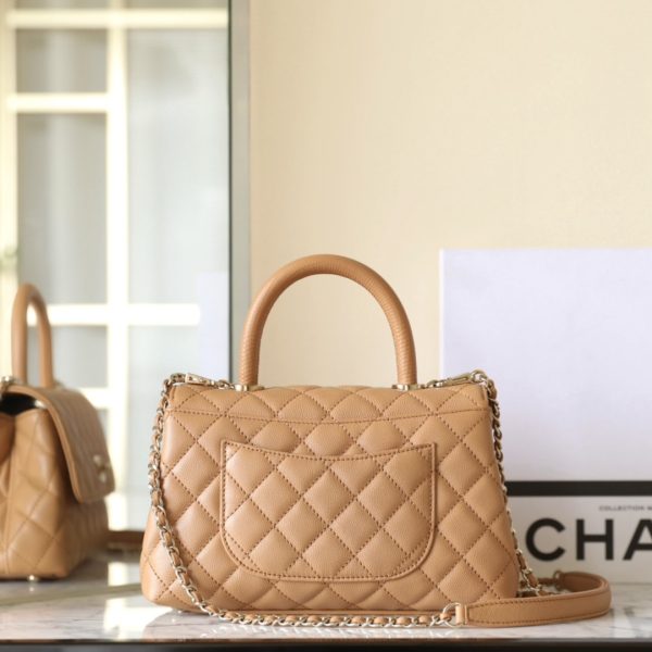 C hanel c𝗈𝖼𝗈 𝗁𝖺𝗇𝖽𝗅𝖾