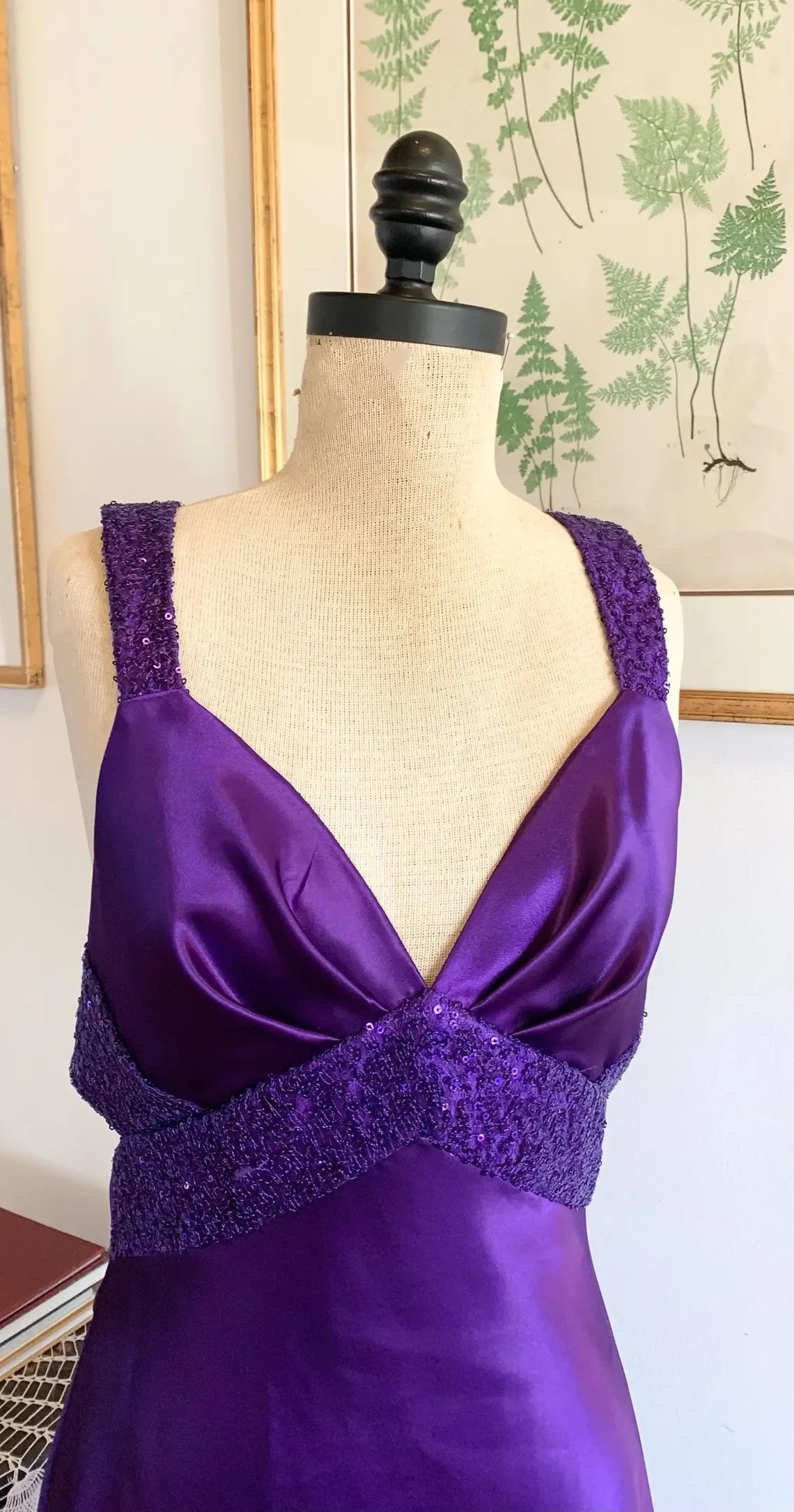 Purple Retro Fashion V-neck Elegant Exquisite Sequined Long Floor Length Satin Ball Gown Evening Dress Party; Dress gh3448