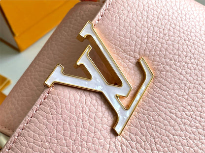 Louis Vuitton Capushell Mini M23363