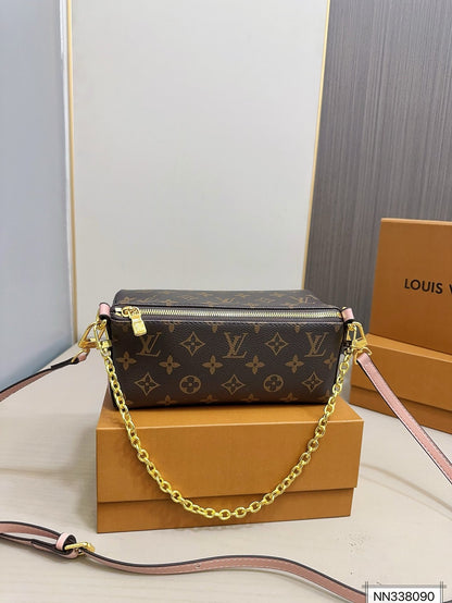 Louis Vuitton M11303 Bloom Pouch